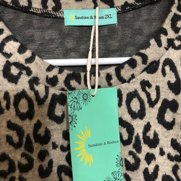 Leopard sequin top - Picture 3 of 4